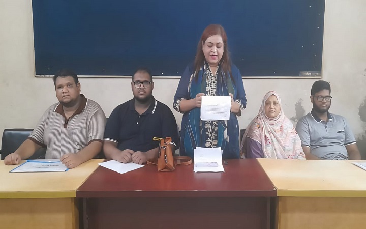 যশোরে বিএনপি নেতার বিরুদ্ধে পেট্রোল পাম্প দখলের অভিযোগ